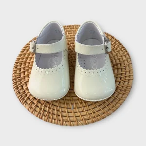 Bambolina in vernice Panyno