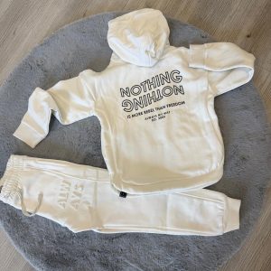 Coordinato talaman in tuta bianca