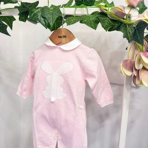 Tutina neonata in filo