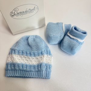 Set cappellino e scarpette neonato in filo La Sartoria Dei Piccoli