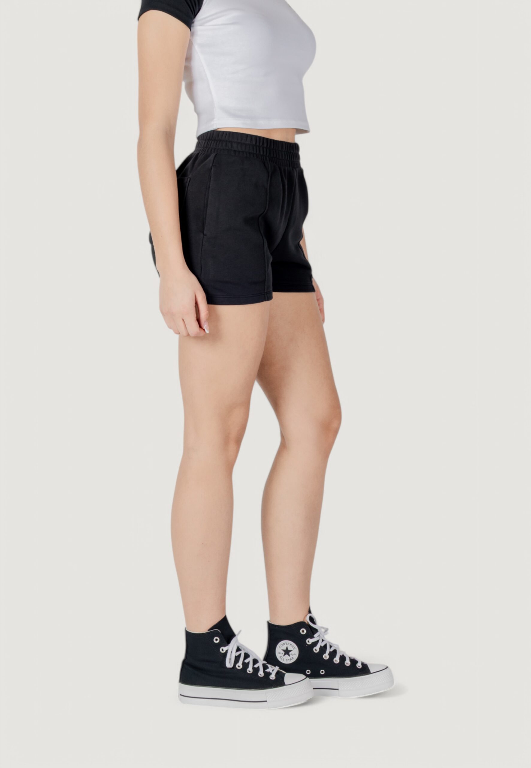 Converse star chevron short Nero - immagine 4